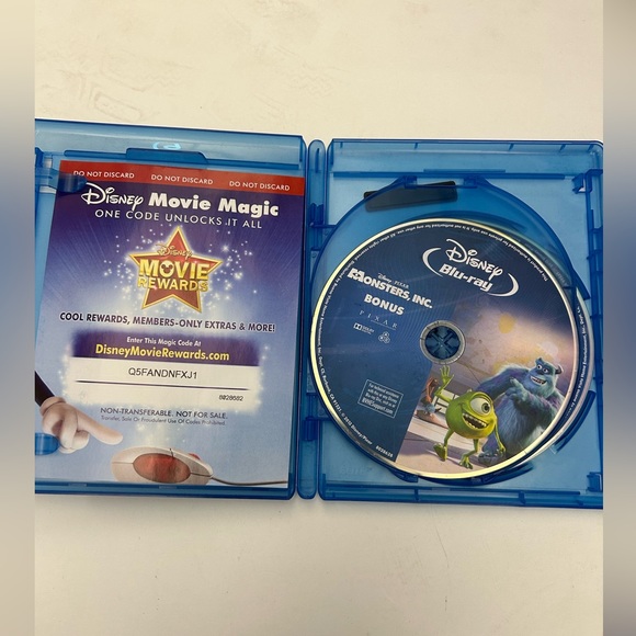 MONDTERS INC DVD MOVIE ,POWER RANGERS DVD NEW UNOPENED ,THE SECRET LIFE OF PETS - Picture 4 of 6